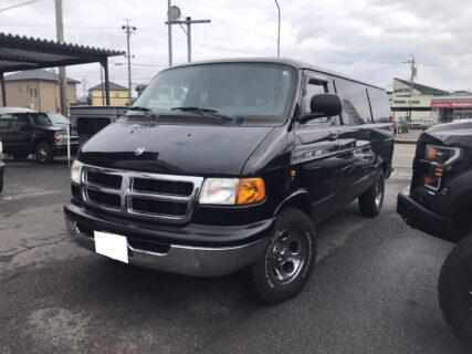 入庫車両 2003y ラムバンB1500 ミディアム 新車並行